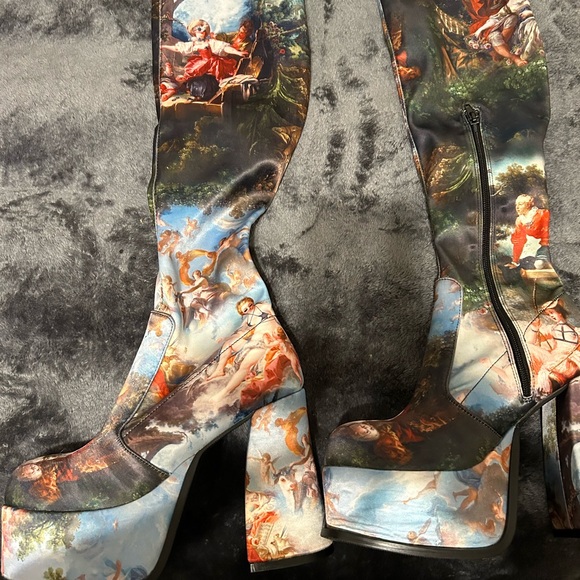 “Davinci’s Demons” Platform thigh high boots. - Picture 3 of 3
